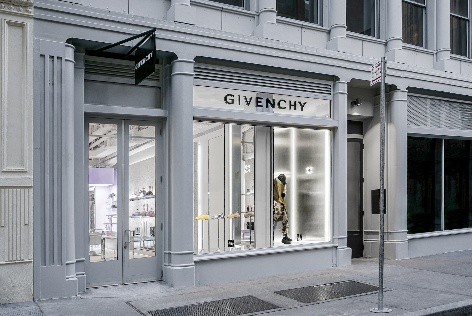 Givenchy Opens New SoHo Location - V Magazine