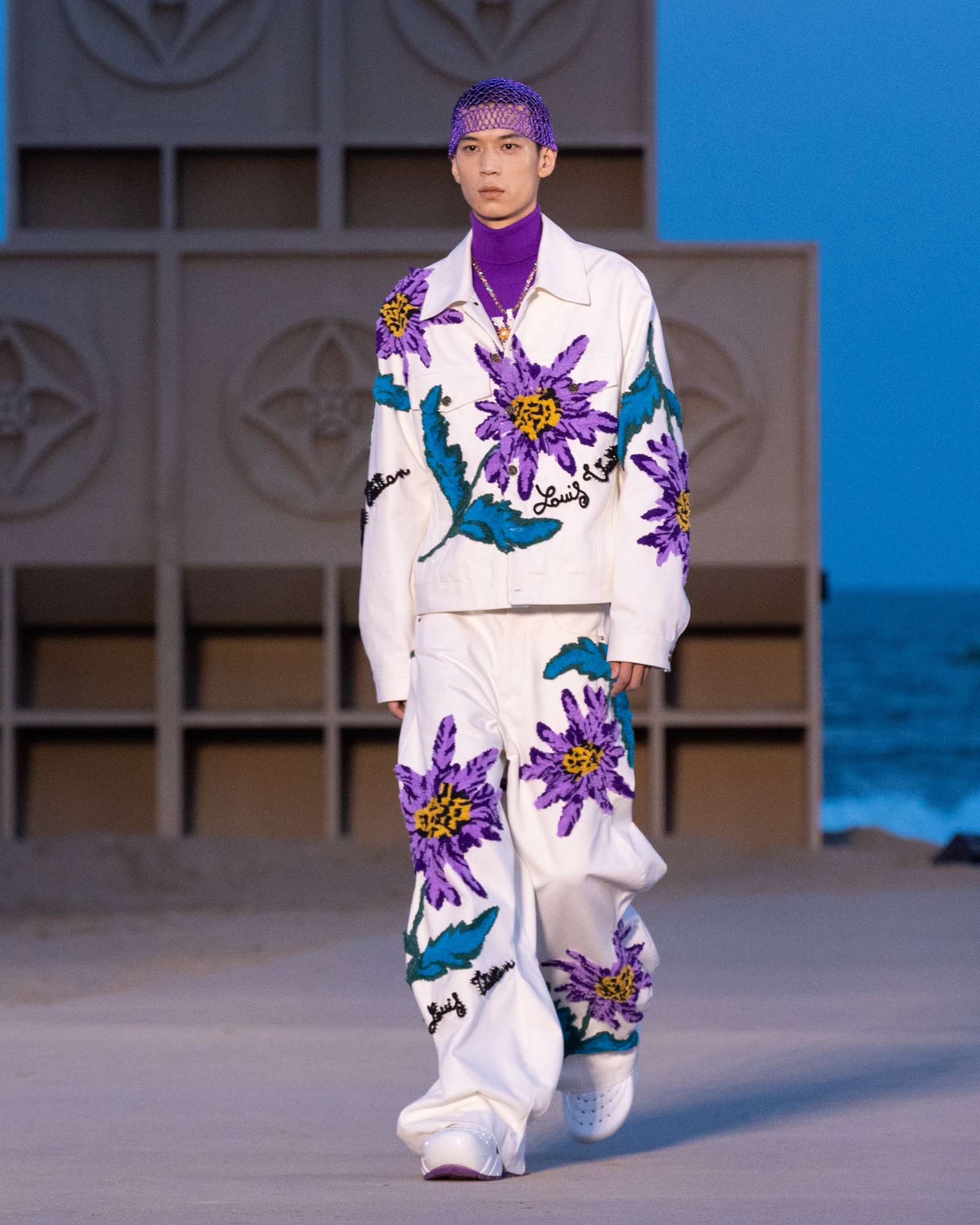 Louis Vuitton Men's SS23 Takes Us To A Cosmic Beach - V Magazine