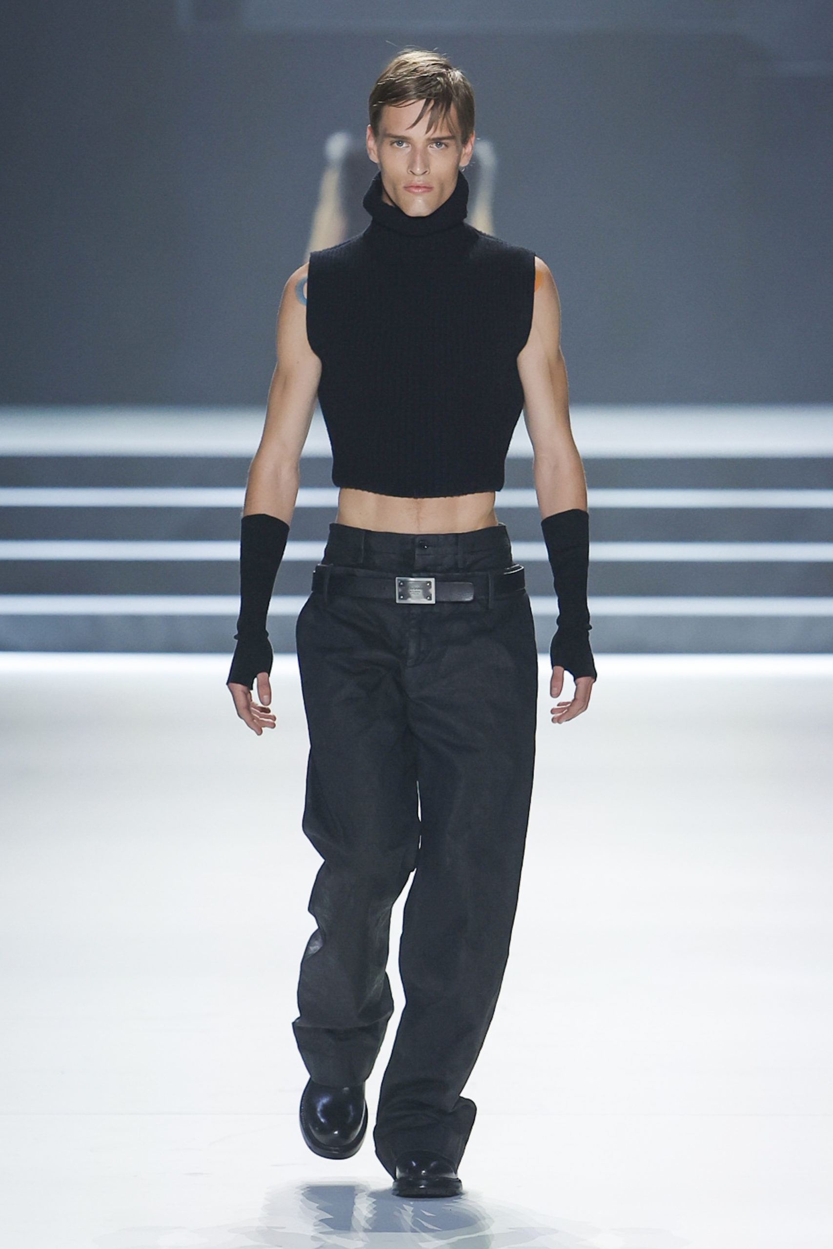 Smoldering Sophistication: Dolce & Gabbana Menswear Fall Winter 2023 ...